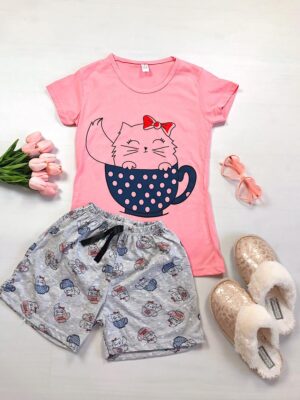 Pijama dama ieftina primavara-vara cu pantaloni scurti gri si tricou roz cu imprimeu Cat in a Cup